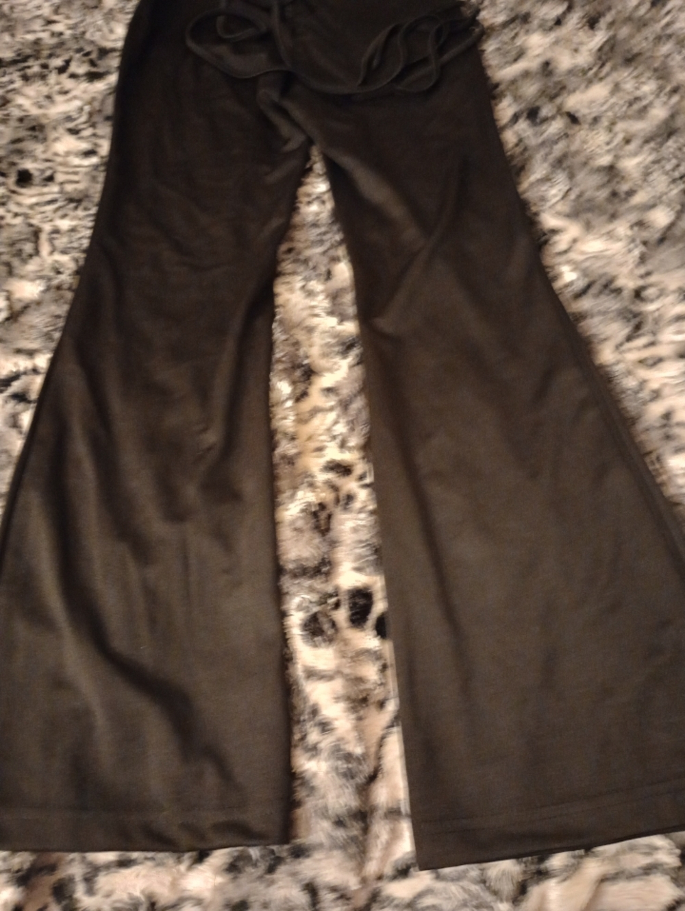 NWOT Cutout High-Waist Black Flared Women's Pants - Picture 15 of 16